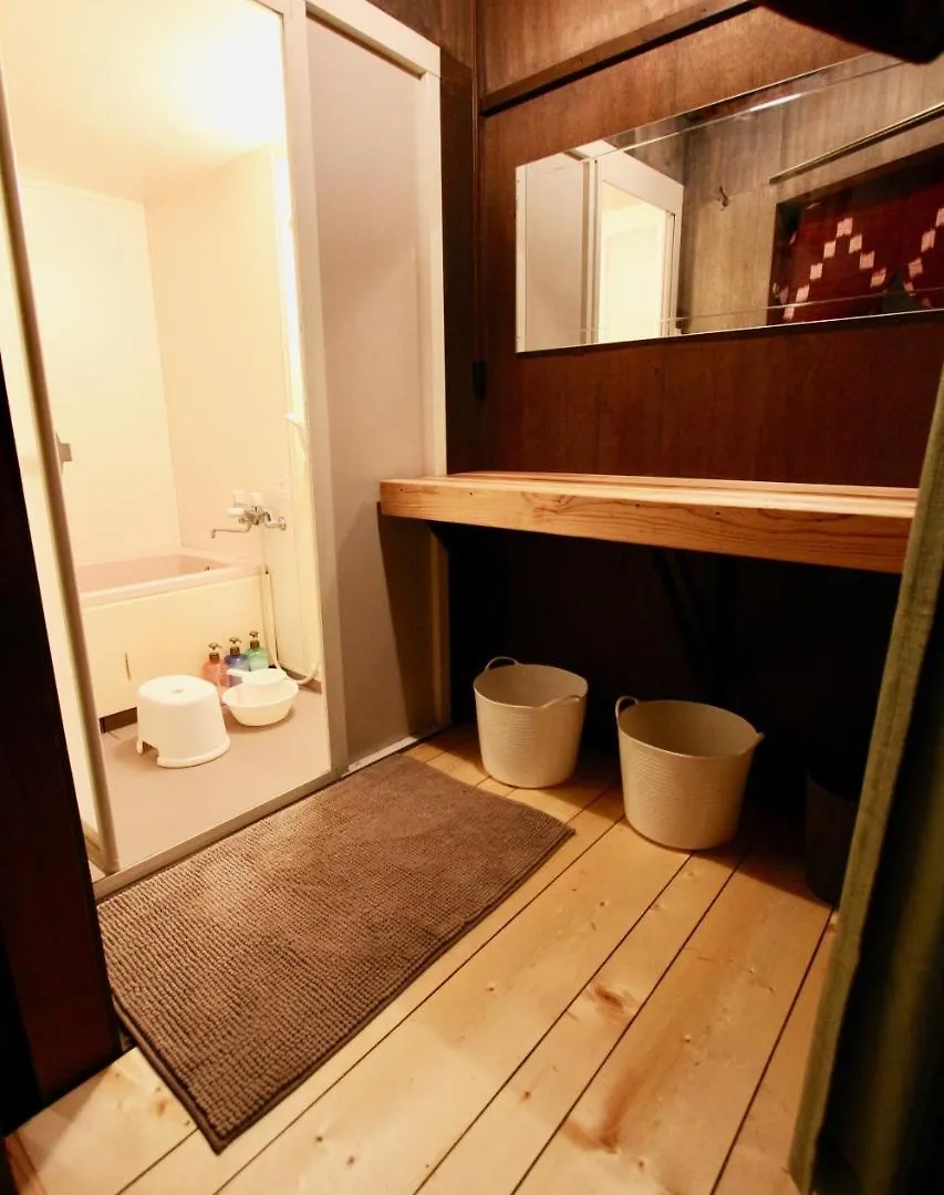 Kyoto Traditional Machiya House 0*,